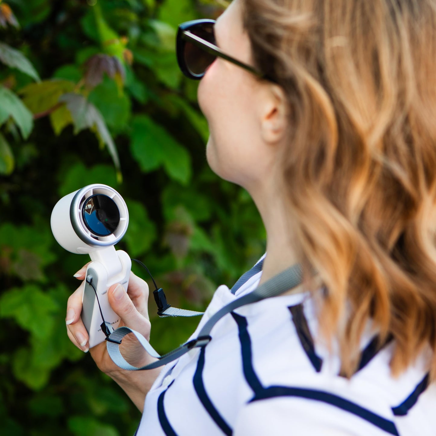 Handheld fan